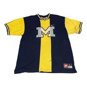 VTG Nike Michigan Basketball Embroidered Back‎ Spellout Shooting Shirt XL